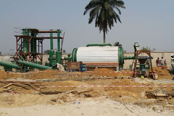 Plastic Pyrolysis Machine