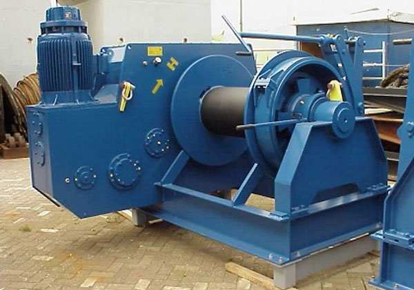 Quality electric mooring winch
