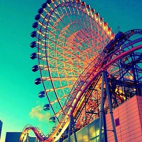 A Big Ferris Wheel For Theme Parks1